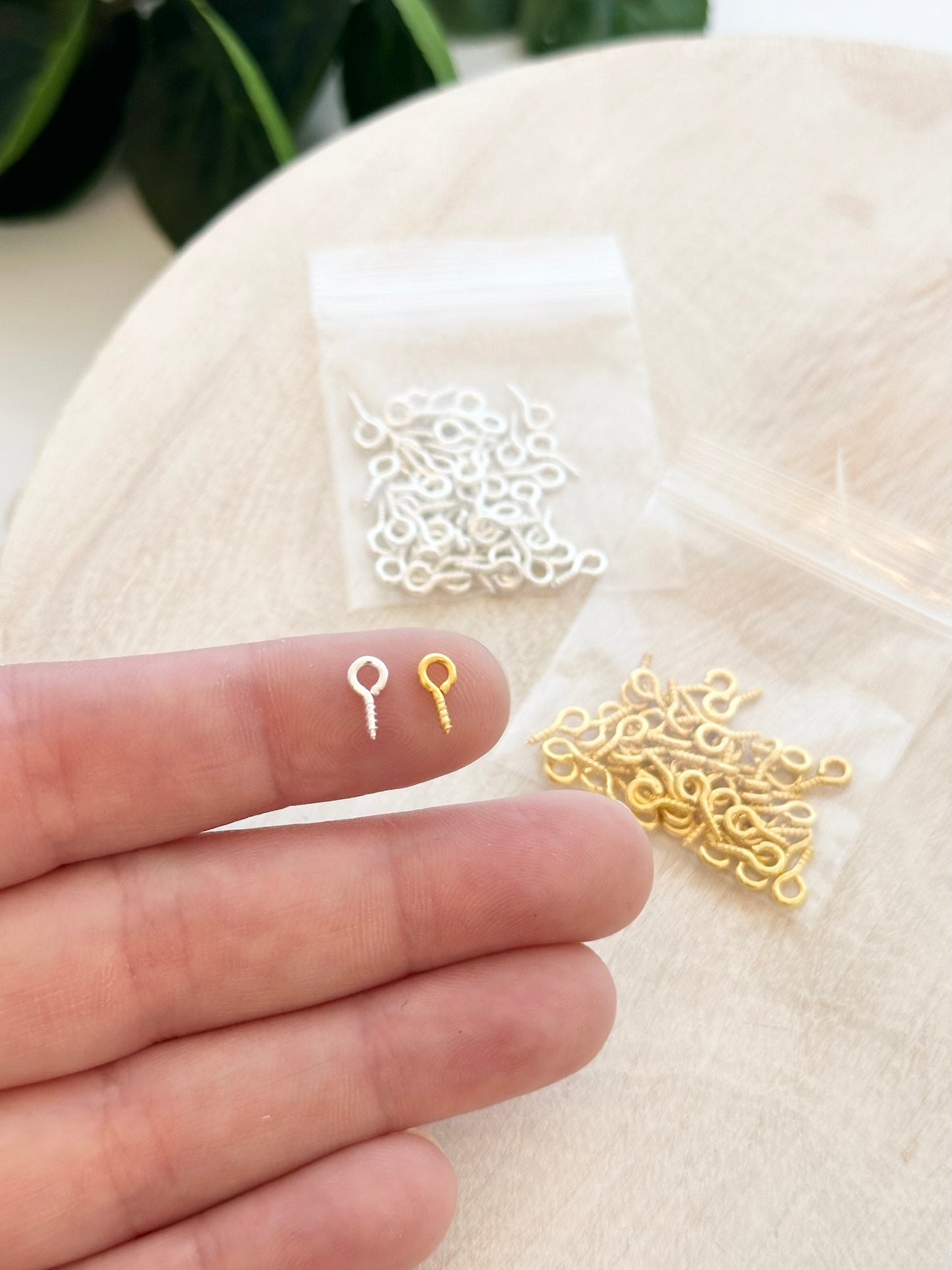 Screw Eye Pins - Gold or Silver (50pc)