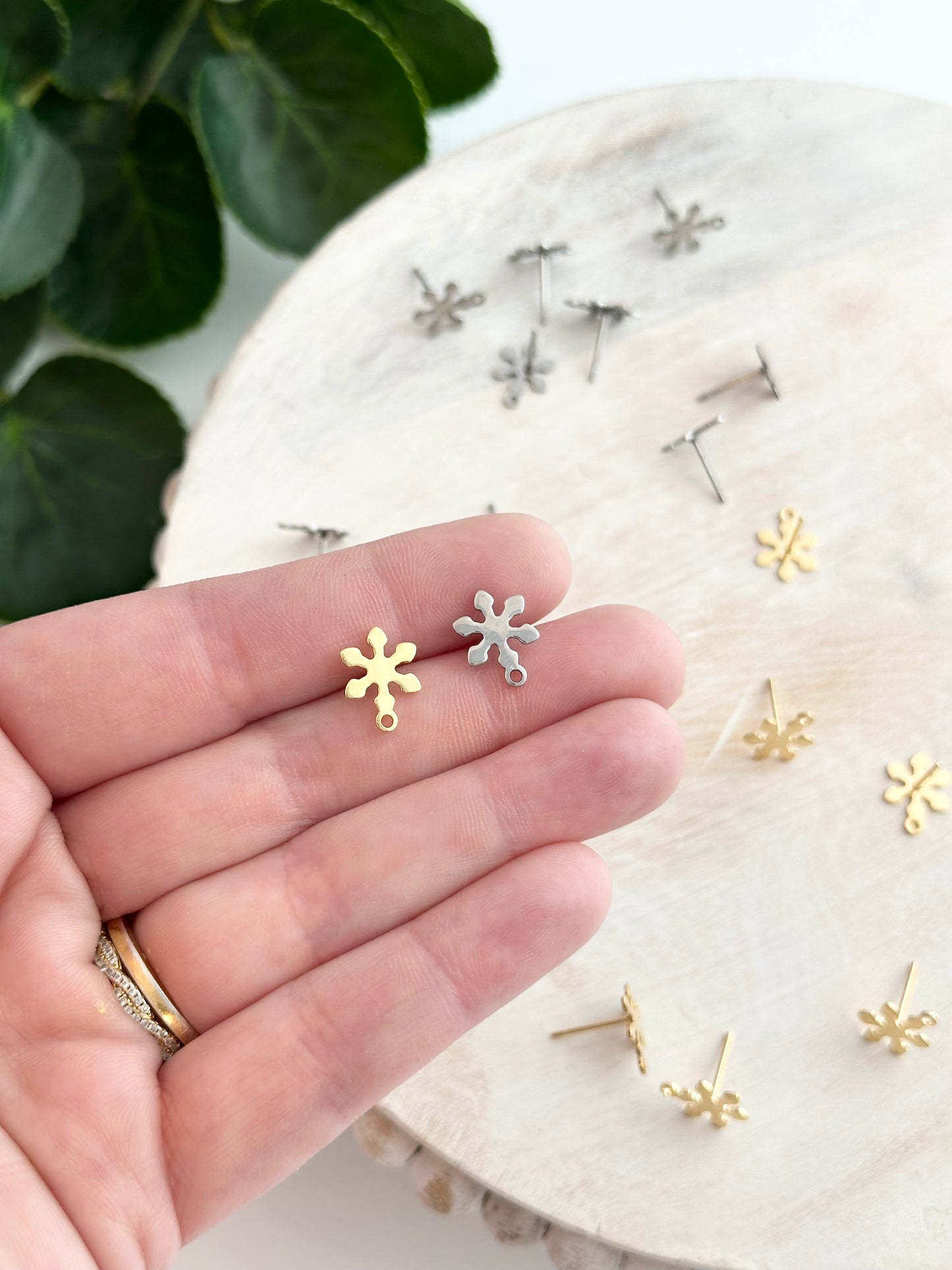 Snowflake Earring Posts - Gold or Silver (10pc)