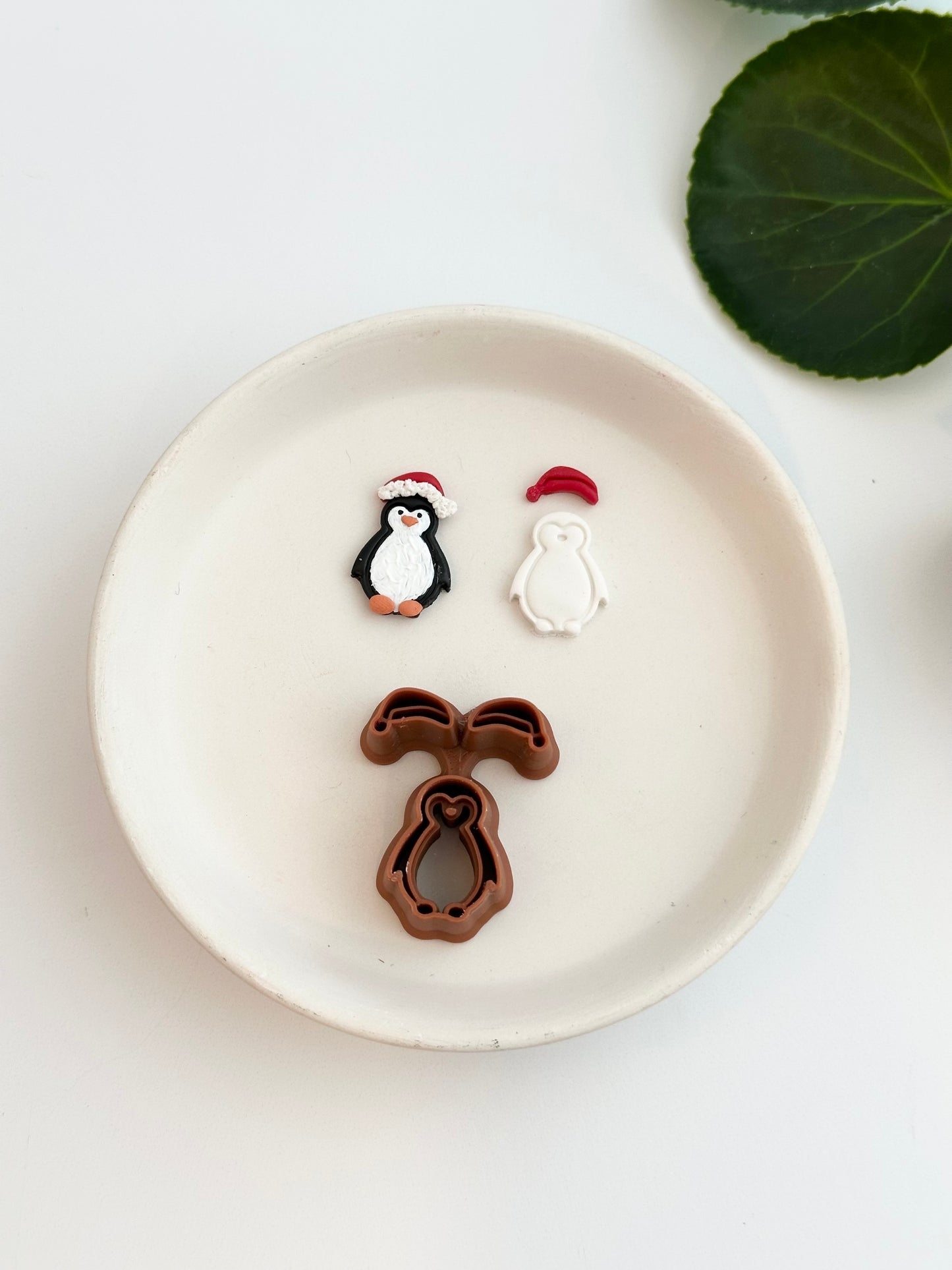 Santa Penguin (Mirror Set) | Polymer Clay Cutter