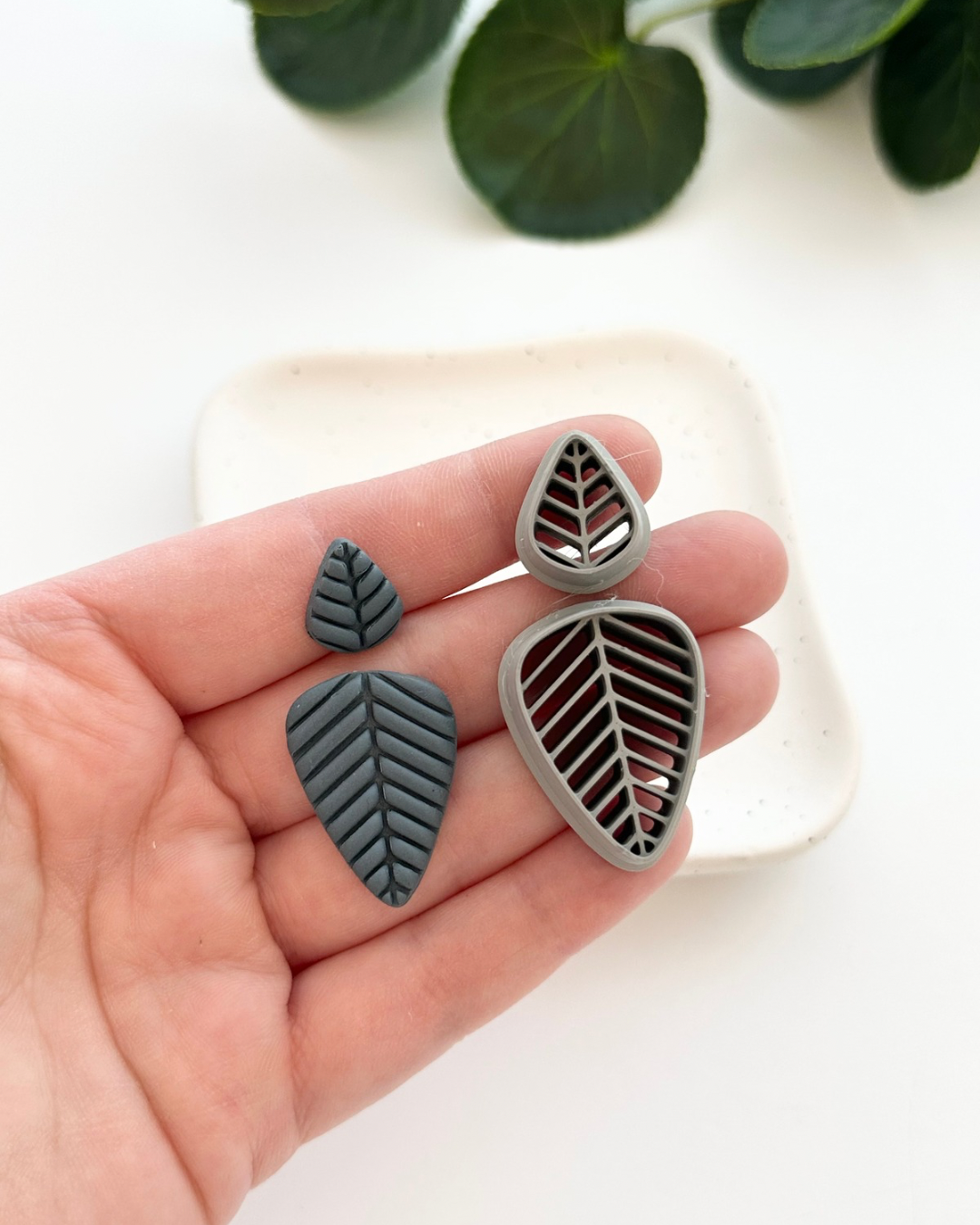 Embossed Straight Feather Set | Polymer Clay Cutter