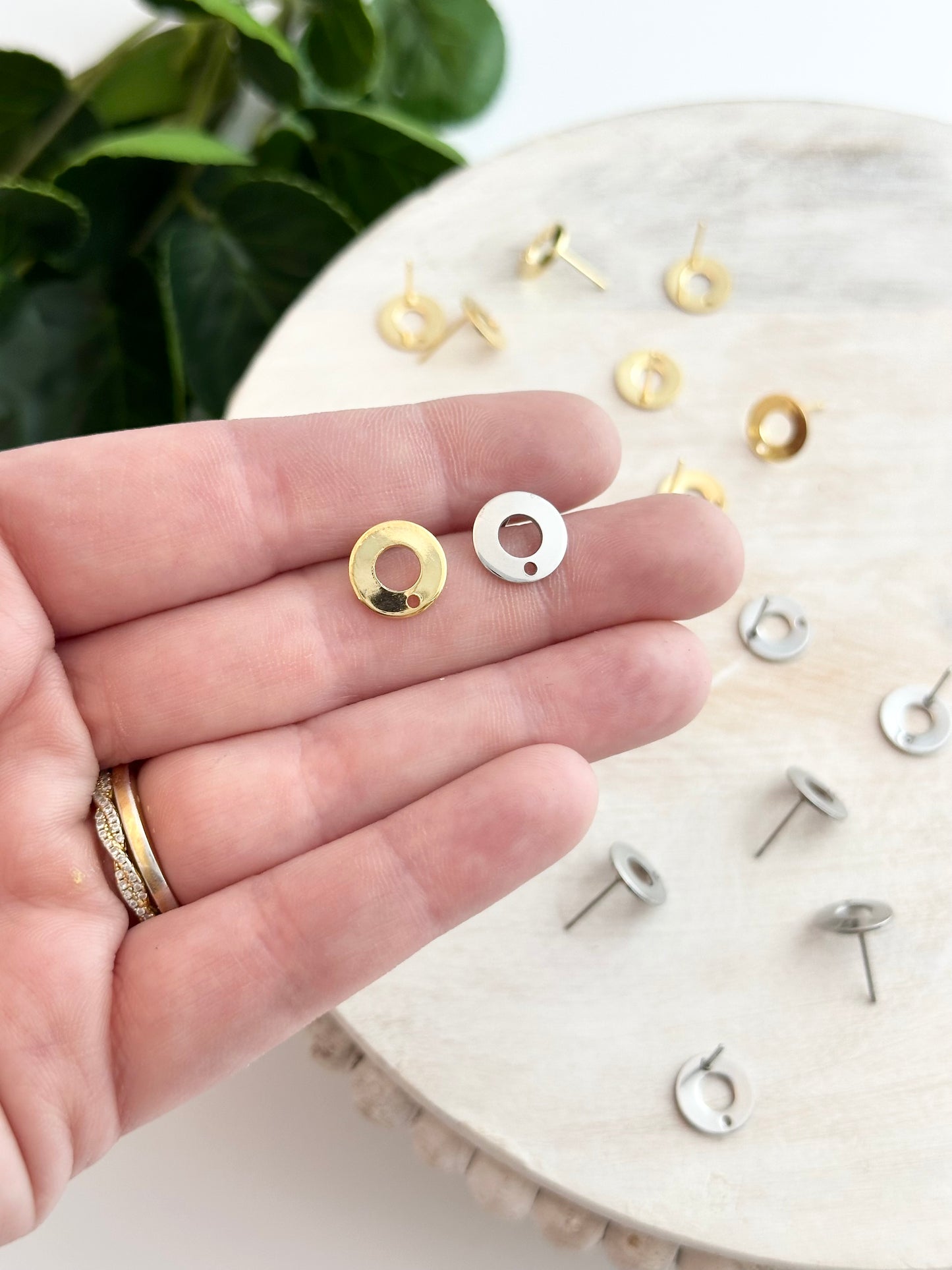 Circle Donut Earring Posts - Gold or Silver (10pc)