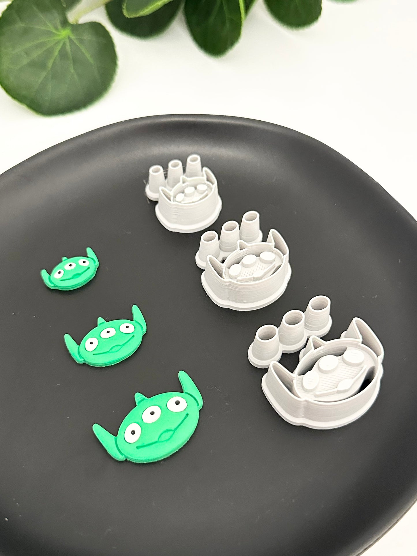 Little Green Alien | Polymer Clay Cutter