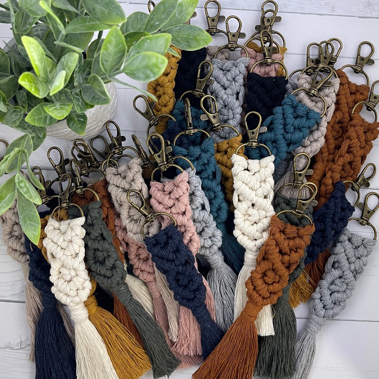 Lauren | Macrame Keychain